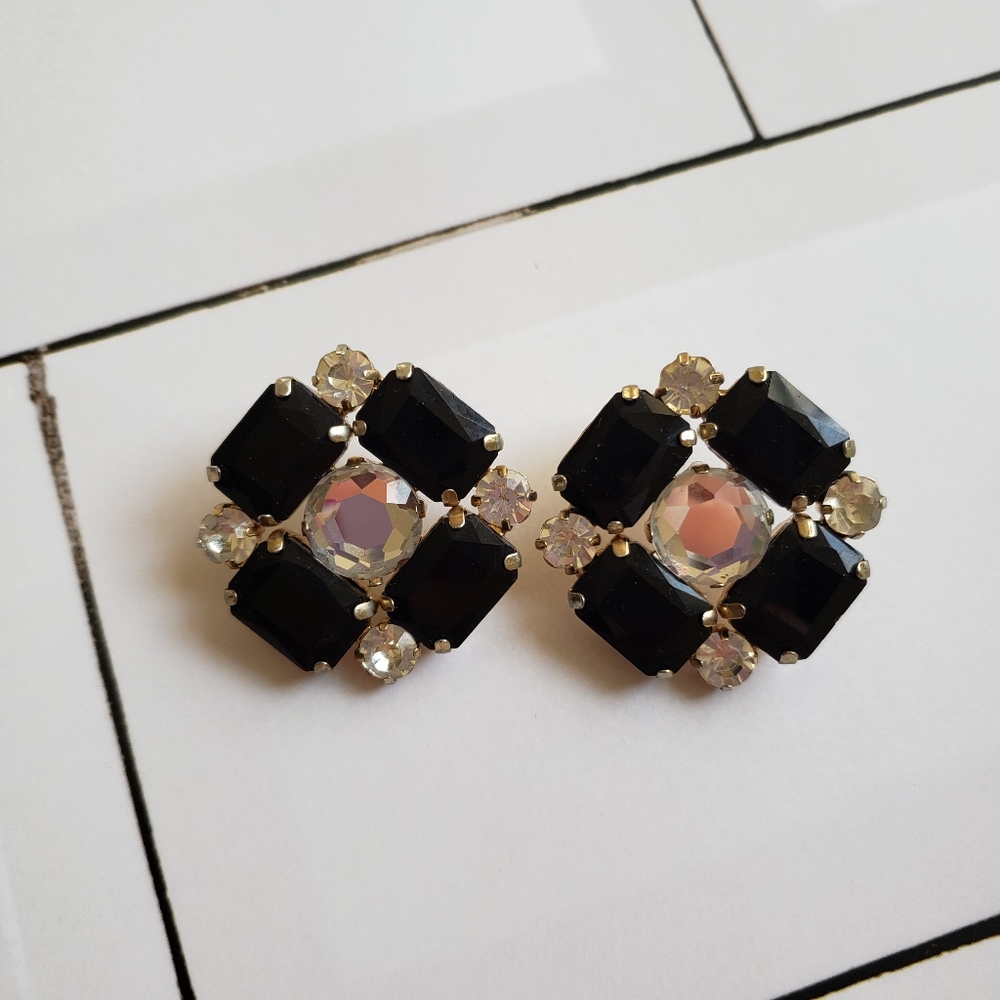 Fashion earrings
